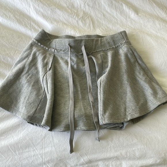 Urban Outfitters Skirt - Picture 2 of 5